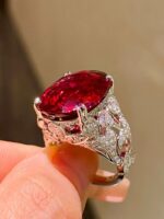 17.8ct Cultured Rubellite Cocktail Ring: Oval-Cut Showstopping Statement Piece - Image 2