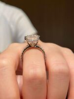 10-Carat Lab-Grown Asscher-Cut Diamond Halo Ring: E Color, VS1 Clarity in 14K White Gold - Image 3