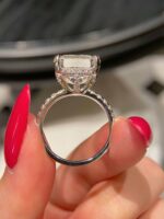 10-Carat Lab-Grown Asscher-Cut Diamond Halo Ring: E Color, VS1 Clarity in 14K White Gold - Image 2