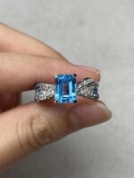 1.45-Carat Natural Aquamarine Ring: VS1 Clarity in 18K Gold
