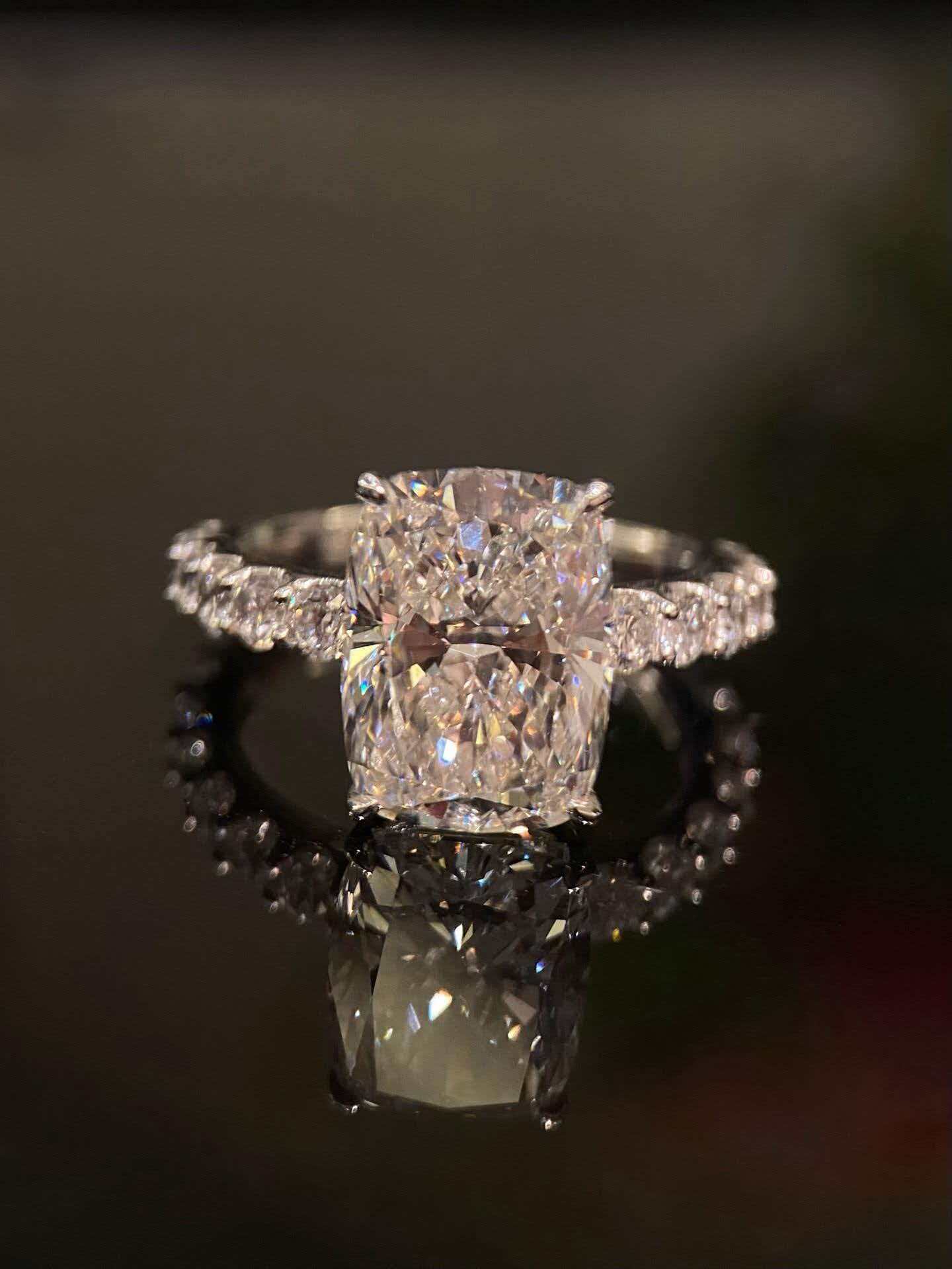 bea2242d098eaee94569e6ba5efd408f 5-Carat Elongated Cushion Lab Grown Diamond Ring - Image 1